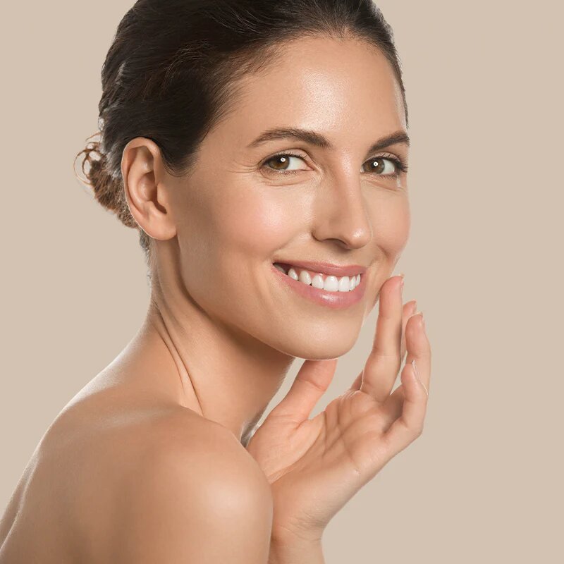 Regenera la piel facial y rejuvenece